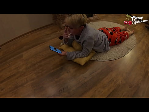 ❤️ La rossa boja xucla una polla enorme xucla i rebota sobre ella - Sexe anal ️❌ Porno dur al ca.pornoxlxx.ru ❌️❤